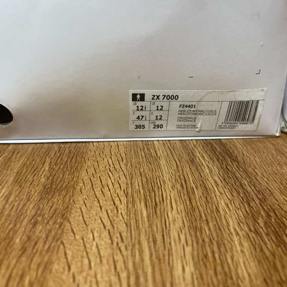 Adidas - Picture 5 of 5